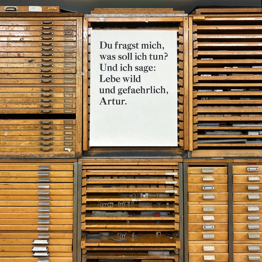Lebe wild und gefaehrlich, Artur Shop Klaus Raasch